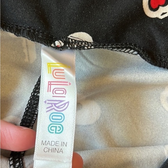 LulaRoe Heart & Key Leggings - Picture 4 of 4